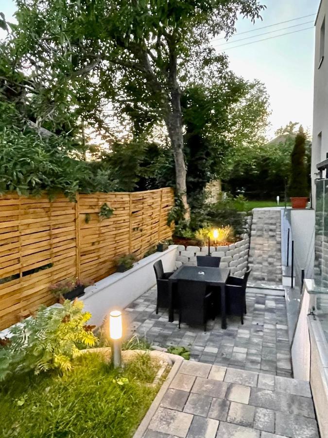 Golden Relax Apartments Balatonfured Exterior photo
