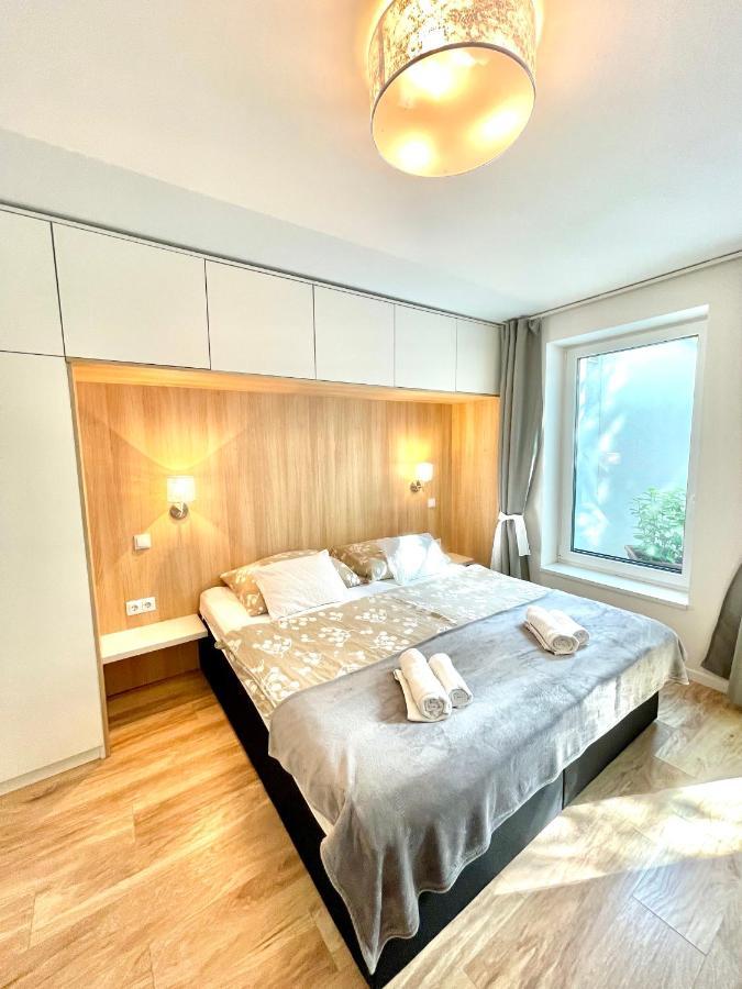 Golden Relax Apartments Balatonfured Exterior photo