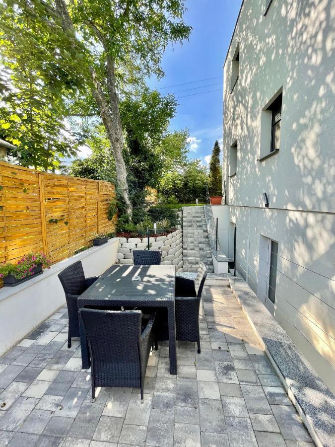 Golden Relax Apartments Balatonfured Exterior photo