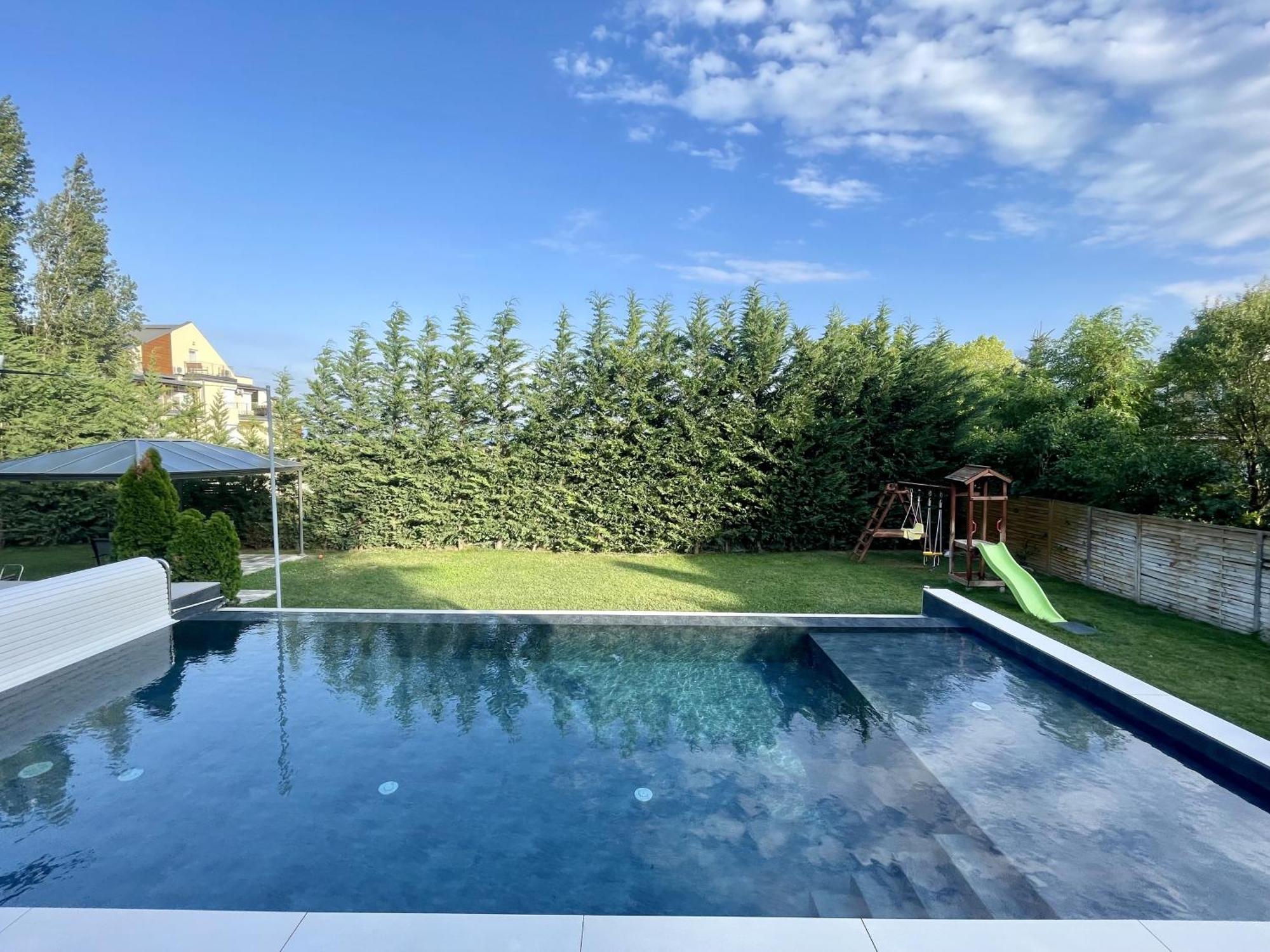 Golden Relax Apartments Balatonfured Exterior photo