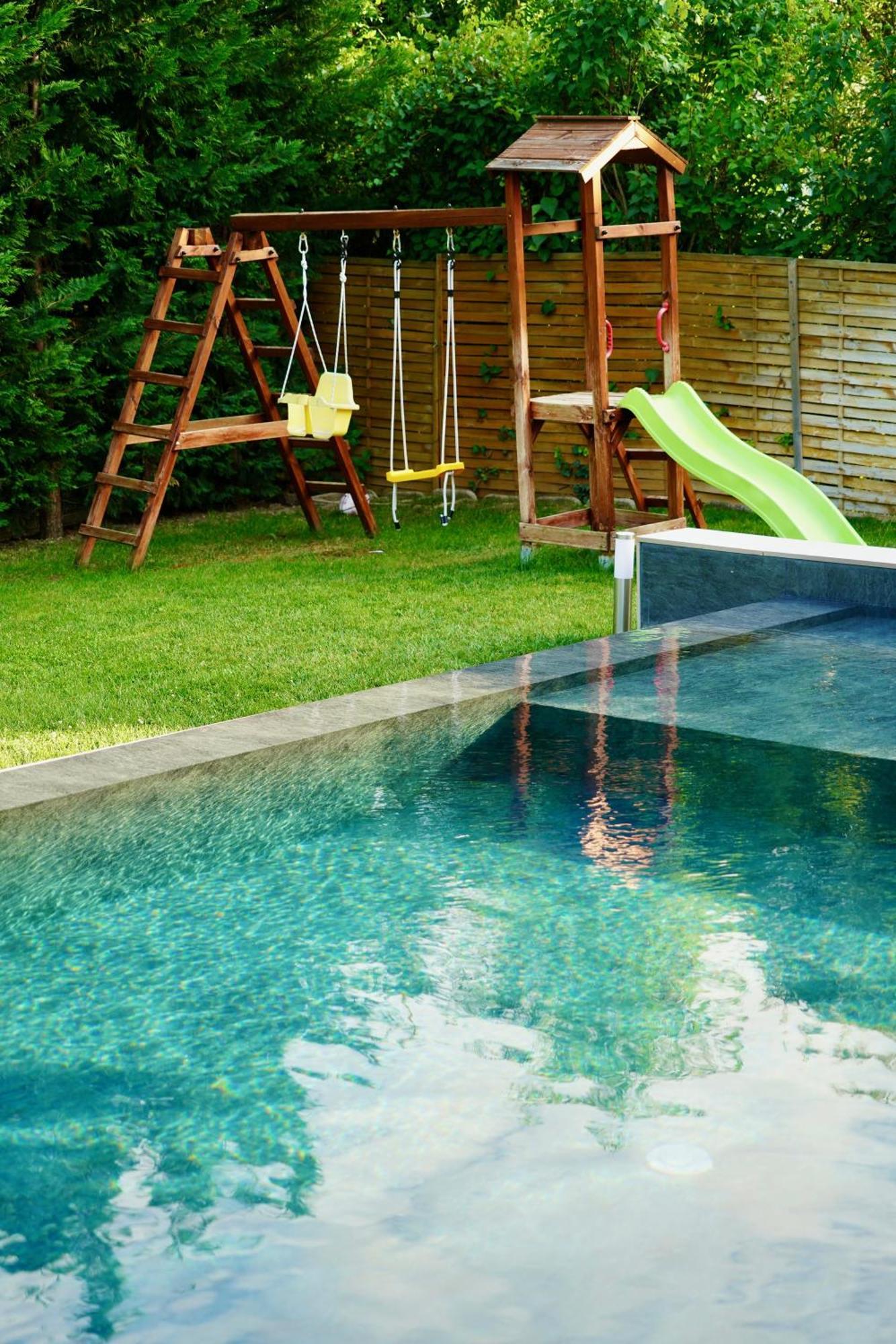 Golden Relax Apartments Balatonfured Exterior photo